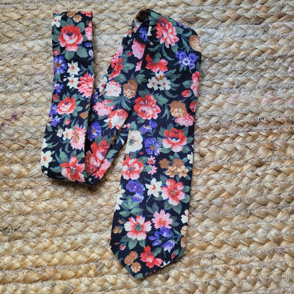 Youth Oleg Cassini floral tie-Gorgeous